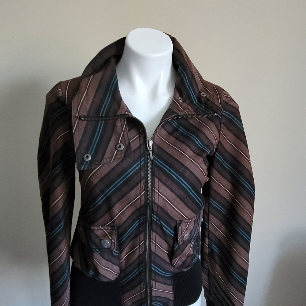EUC Divided Jacket Waist Length Brown Zip & Top Snaps Size 4 Angled Top Pockets